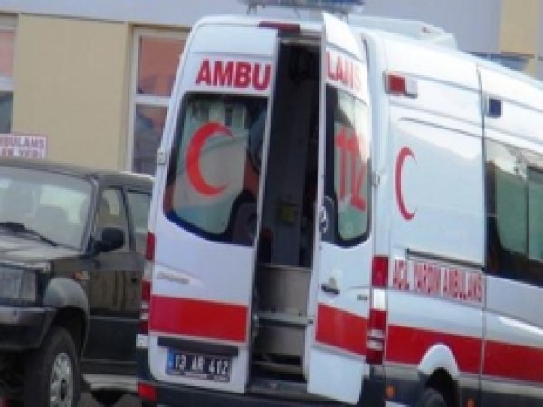 Bitlis'te Kaza 2 Ölü 2 Yaralı 