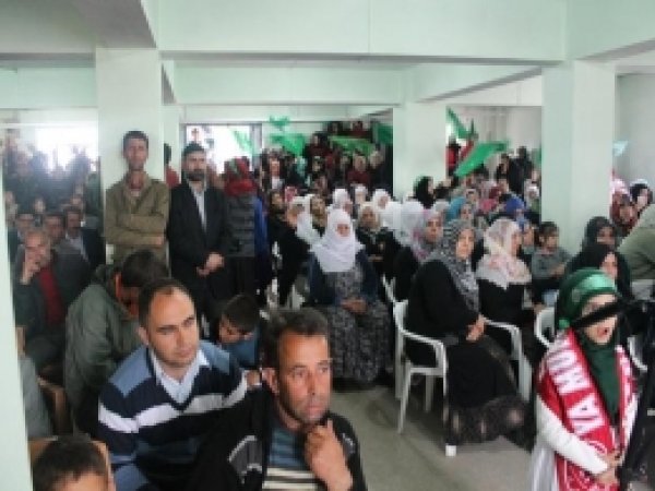 Garip Köyü Peygambere Bağlılığını Haykırdı 