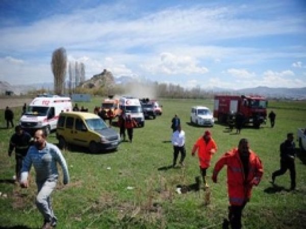 Düşen Planör Pilotu Hayatını Kaybetti 