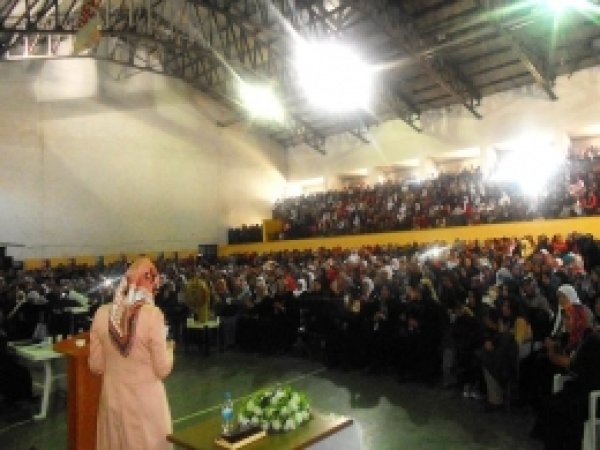 Yüksekova'da Hanımlara Yönelik 'Kutlu Doğum' Etkinliği 