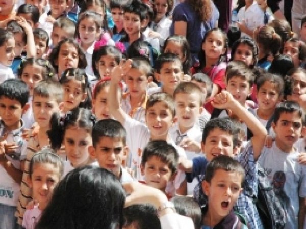 Türkiye Nüfusunun Yüzde 29'ünü Çocuklar Oluşturuyor 