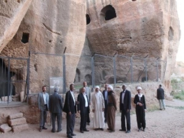 Yabancı Misafirler Mardin'de Tarihi Yerleri Gezdi 