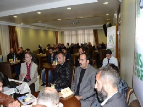 Suriyeliler Soruyor, 'Kedi Eti Yesek Helal Olur Mu?'