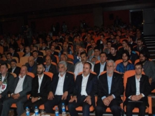 'İnsanlığın Kurtuluşu Hz. Muhammed'dedir'
