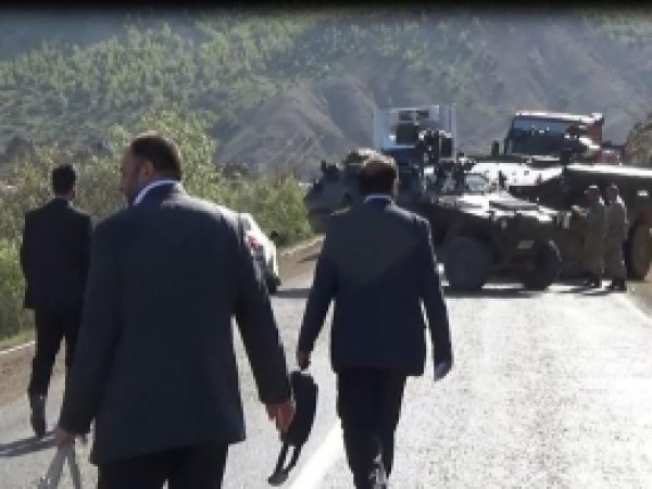 Yol Kesen PKK'liler 2 Askeri Kaçırdı 