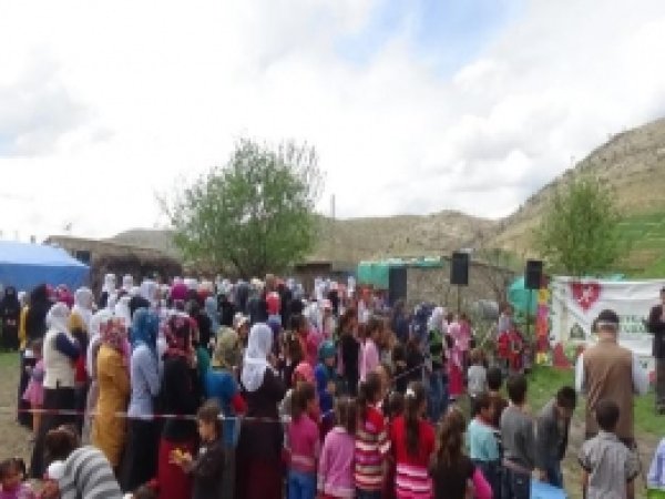 Hani'nin Çukur (Şeyno) Köyünde Hz.Peygamber Aşkı 
