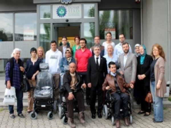 Kas Hastalarına 9 Elektrikli Araç Bağışlandı 
