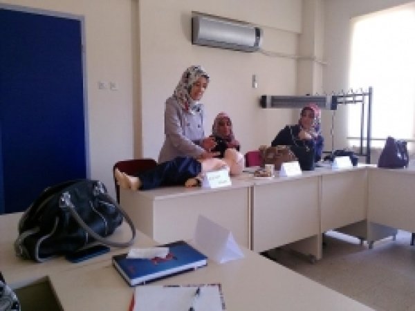 Bayanlara İlk Yardım Kursu 
