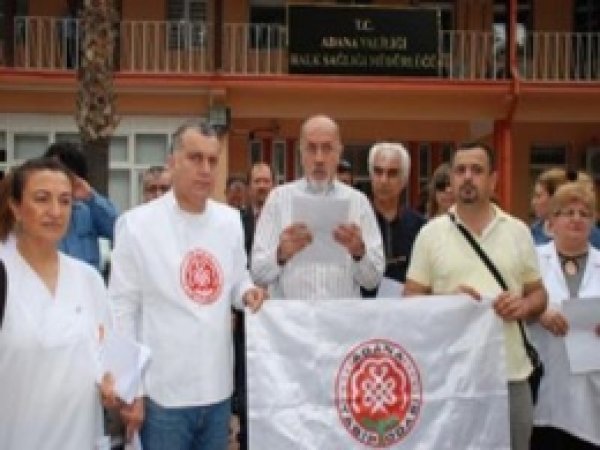 Adana'da Aile Hekimlerinden Nöbete İtiraz 