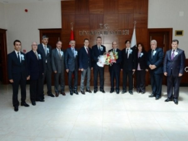 'Diyarbakır Kültür ve Eserleriyle Önemli Bir Şehirdir'