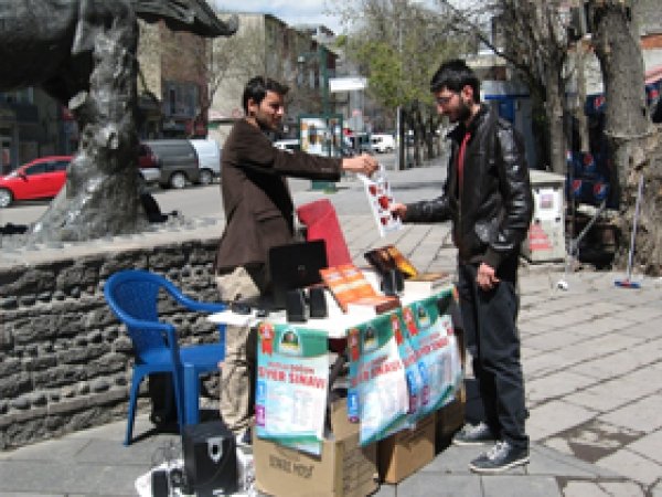 Kars'ta Kutlu Doğum Siyer Sınavı İçin Stant Açıldı 