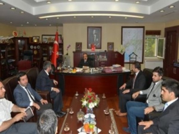 Hafızlar Adana Valisini Ziyaret Etti 
