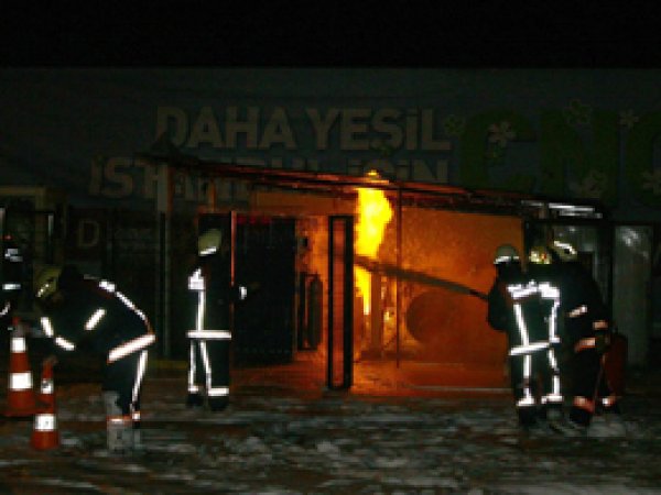 İBB Doğalgaz Dolum Tesisinde Yangın 