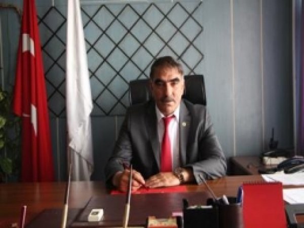Bingöl'de Belediye ve Müftülüğe Araç Hibe Edildi 