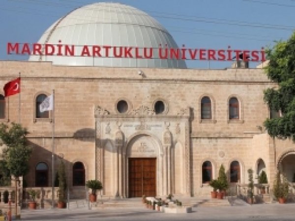 Üniversitenin 'Bahar Şenlikleri'ne Tepki! 