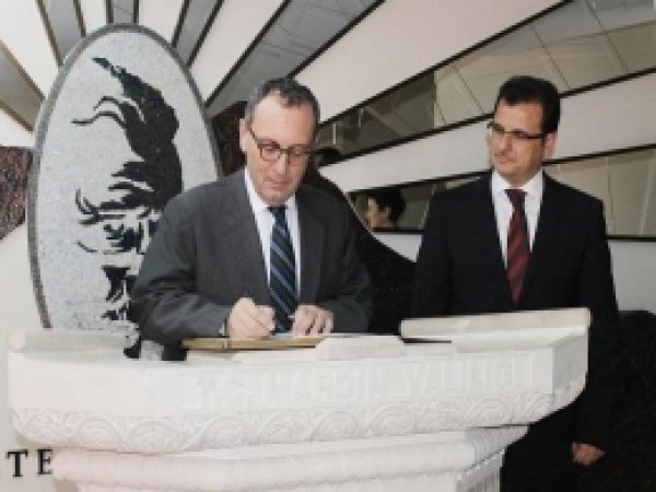 AB Türkiye Delegasyonu Başkanı Mardin'de 