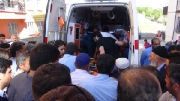 Asansör Boşluğuna Düşen Işçi Öldü 