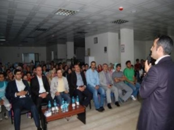 Batman'da Ailede Huzur ve Mutluluk Konferansı 