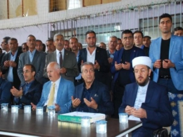 Aralarında Kan Davası Olan Bir Aile Daha Barıştı 