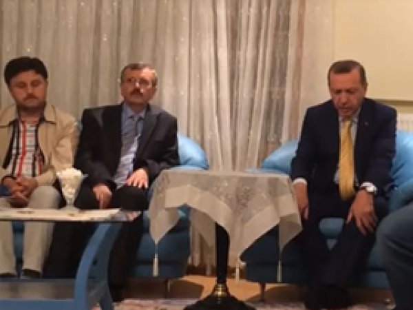 Erdoğan, Şehidin Evinde Kur'an Okudu