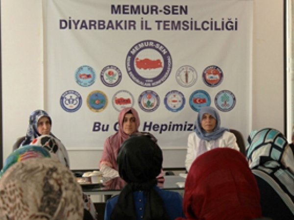 Memursen Kadın Kolları Mevlid Okuttu