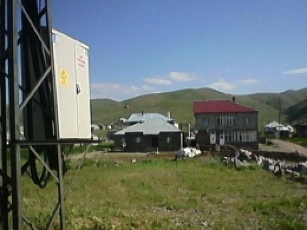 Elektriksiz Kalan Köyden VEDAŞ'a Suçlama 