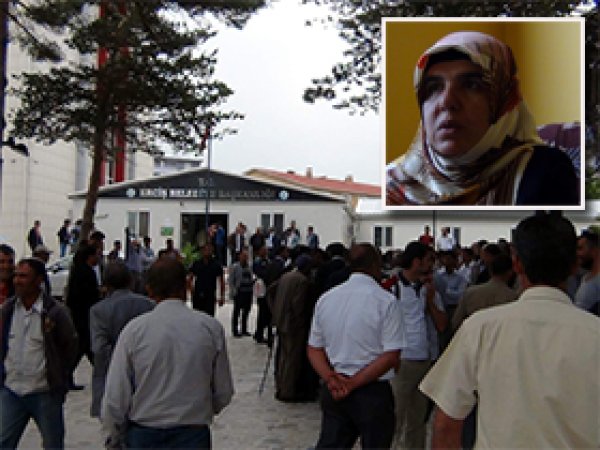 BDP'li Başkan 160 İşçiyi İşten Çıkardı
