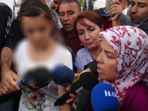 PKK'den Kurtulan Kız, Annelere Destek Eyleminde