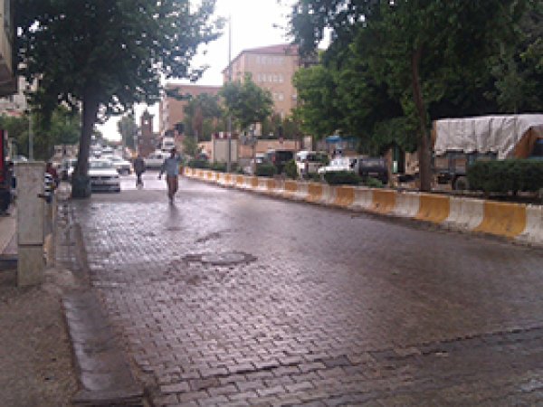 Ani Yağmur Çınarlıları Hazırlıksız Yakaladı 