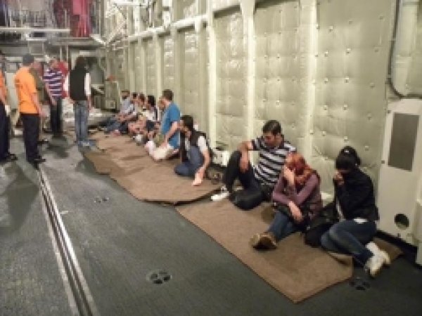 Ege Denizi'nde 150 Göçmen Yakalandı 