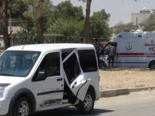 Hastaneye Giderken Kaza Yaptı 