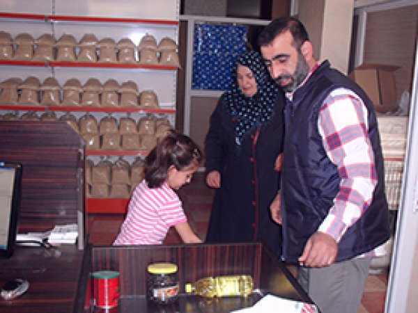 Umut Kapısı'ndan 645 Aileye Yardım