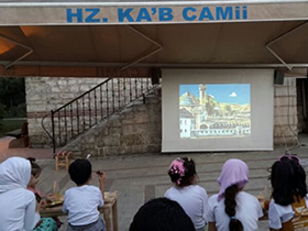Camii İmamından Örnek Davranış 
