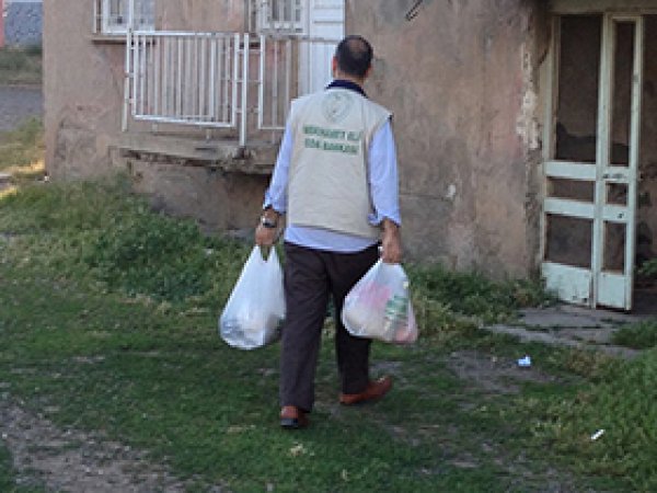 'Muhtaçlara 'Merhamet Eli' Olun' Çağrısı