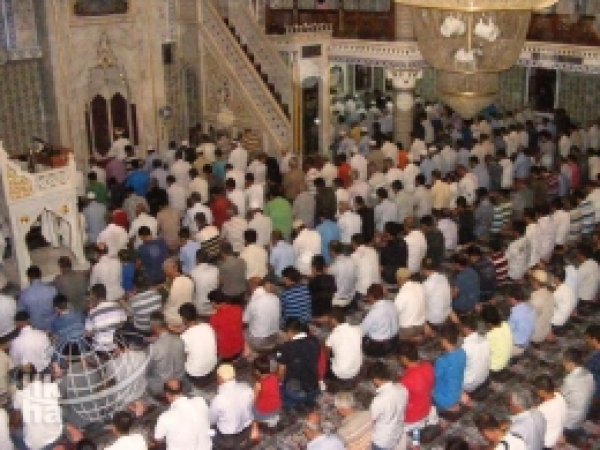 İlk Teravih ve İlk Sahur Bu Akşam 