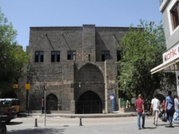 Merwani Camisi 84 Yıl Sonra İbadete Açılıyor 