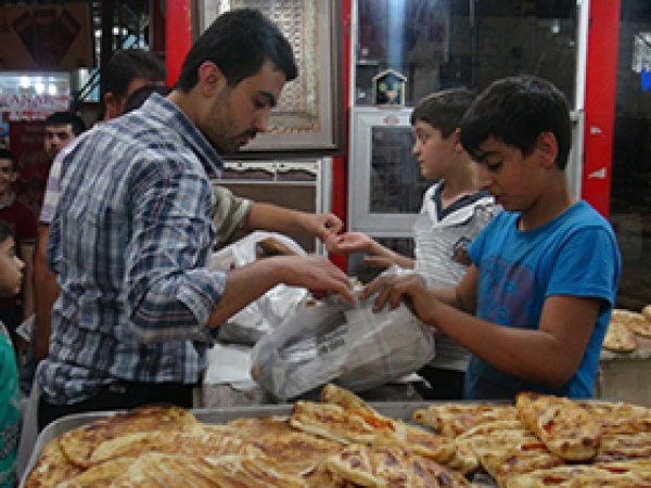 Cizrelilerin Sahurdaki Tercihi; Yağlı Ekmek