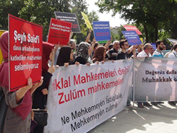 Fatih'te Şeyh Said'e Minnet, Zalimlere Lanet