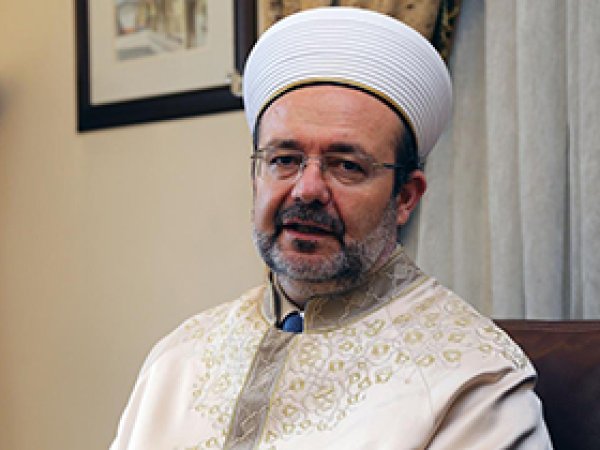 'Biri 'Allah-u Ekber' Diyerek Boğazlıyor...'