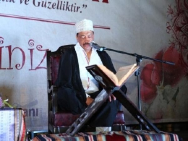 Gönüller Kuran'la Ferahladı 