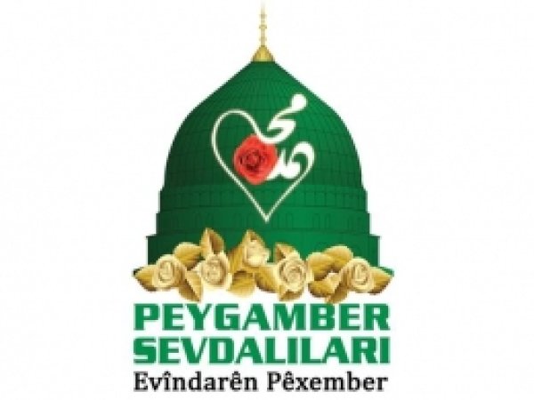 Peygamber Sevdalıları Kur'an'ı Kerim Dağıttı 