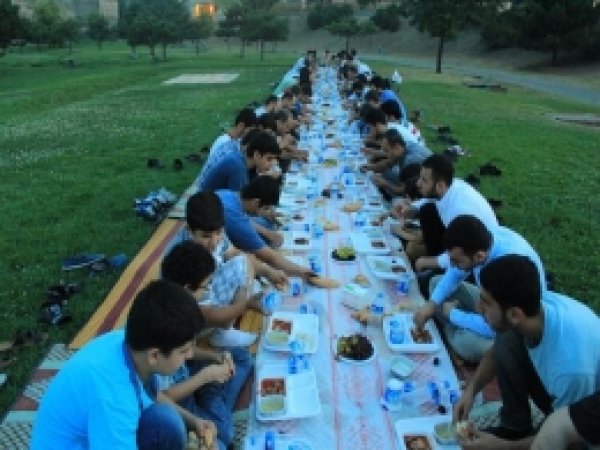 Şehit ve Tutuklu Aileleri İftarda Buluştu