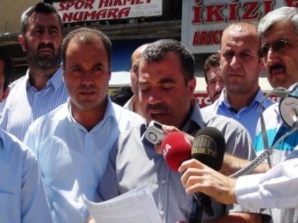 Bitlisliler Filistin'e Yönelik Saldırıları Kınadı 