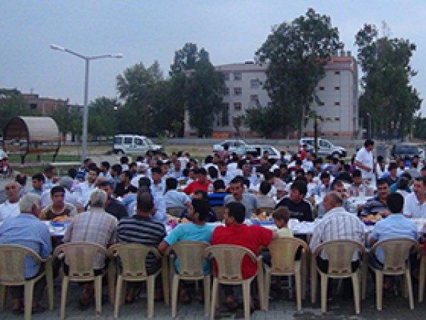 Osmaniye OSİYAD'tan İftar Programı 