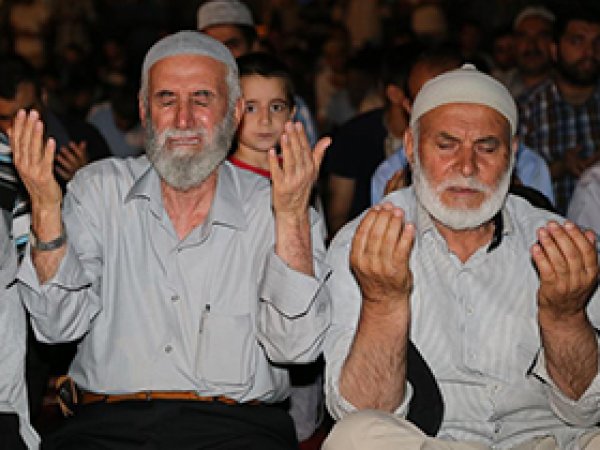 Diyarbakır'da Gazze için Dua ve Gözyaşı