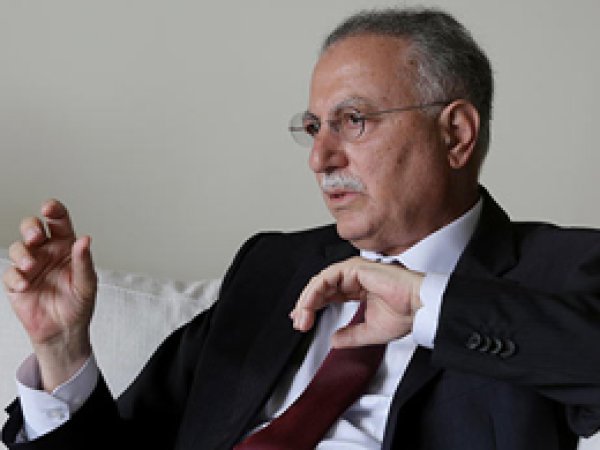İhsanoğlundan Gülen Örgütü'ne Övgü
