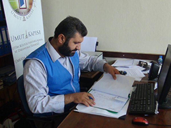 İzmir Umut Kapısı'ndan 650 Aileye Yardım