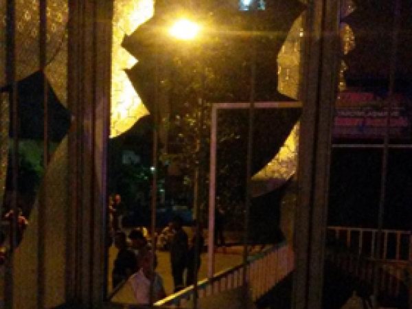 Hizmet Der'e Ses Bombası Atıldı 
