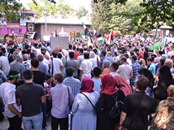 Bursalılar  Gazze için Tek Yürek Oldu 