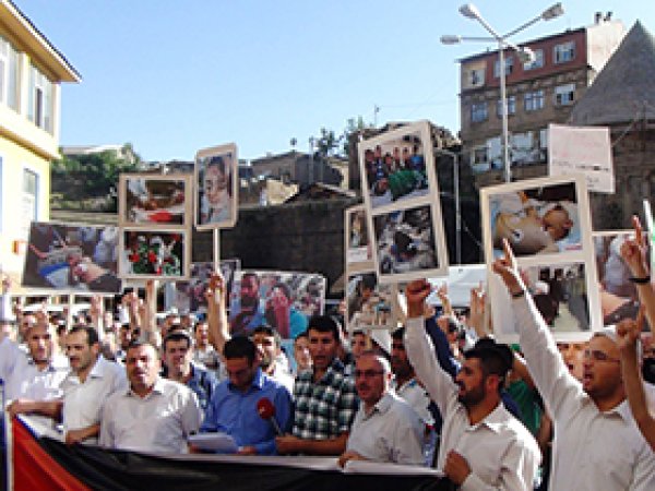 Li Wehşeta Siyonîst Le'net Bariya